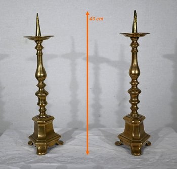Coppia di portacandele in bronzo dorato - metà del XIX secolo
