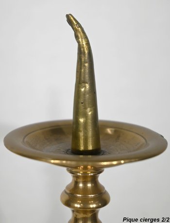 Coppia di portacandele in bronzo dorato - metà del XIX secolo