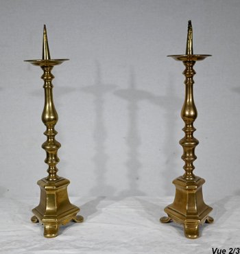 Coppia di portacandele in bronzo dorato - metà del XIX secolo