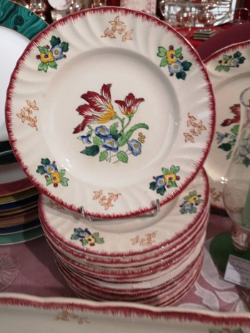 Service de table Longwy en faïence modèle Marseille 45 pièces