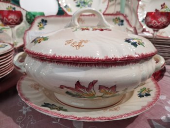 Service de table Longwy en faïence modèle Marseille 45 pièces