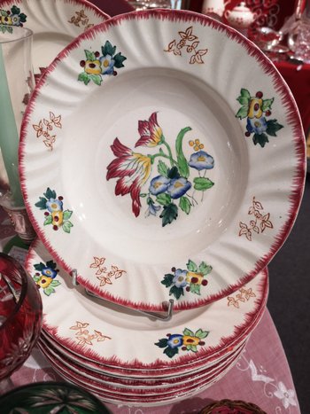 Service de table Longwy en faïence modèle Marseille 45 pièces