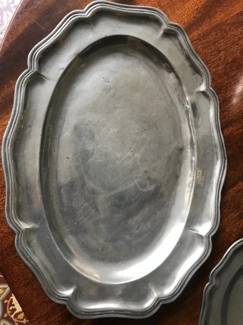 Collection De plats en étain Ancien