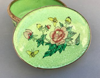 Chine Boîte à bijoux émail cloisonné roses de Chine début XXème