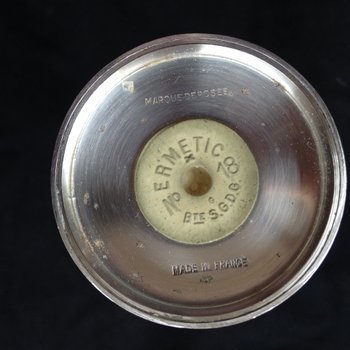 Originale saupoudreuse en métal argenté orfèvre Félix Frères