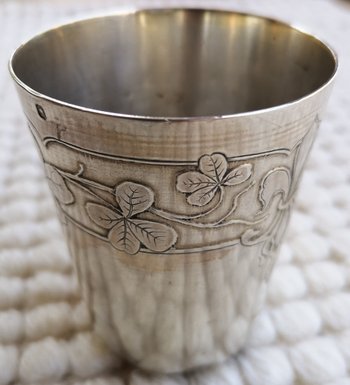Timpani floral decoration, sterling silver fleur-de-lis, punch neck brace Monogram "RA"