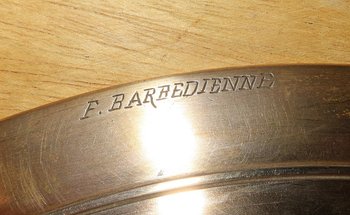 Tazza in bronzo dorato, firmata F. Levillain, F. Barbedienne - XIX secolo