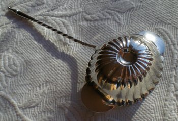 Fruit / punch spoon in solid silver hallmark old goldsmith Antoine VAUTRIN late nineteenth