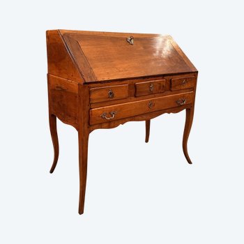 Walnut sloping desk or donkey back circa 1750