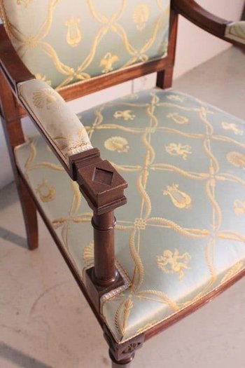 Suite di 3 poltrone in mogano in stile Luigi XVI - metà del XX secolo