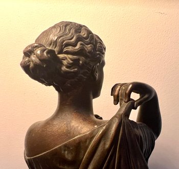 Statua in bronzo di donna greca Artemide 44 cm