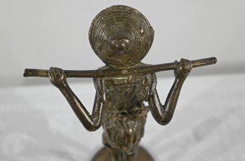 Bronzo "Il contadino indocinese", Asia - Inizio XX secolo