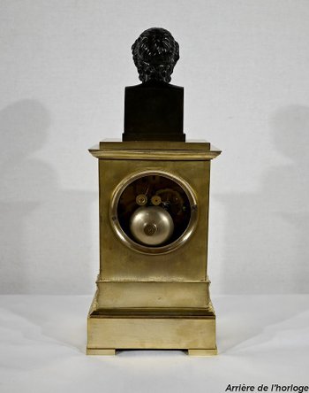 Clock in gilt bronze, stamped A. Destape - Early XIXth century