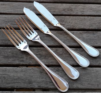 2 individual fish cutlery sets model Perles orfèvrerie Christofle