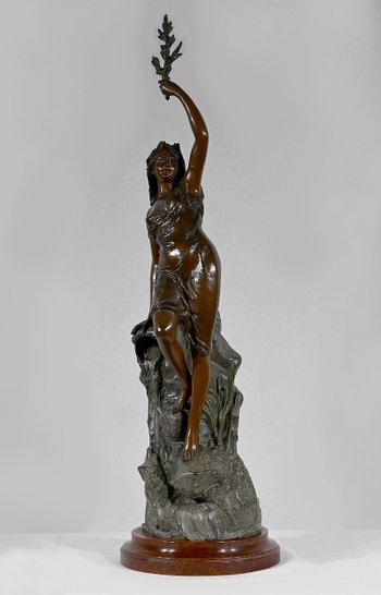 Important Regule " La Femme au Rameau ", by L. Hott - Early XXth century