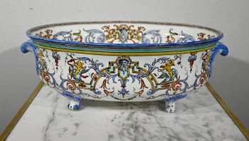 Planter in Gien earthenware, Renaissance style - Early XXth century