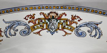 Planter in Gien earthenware, Renaissance style - Early XXth century