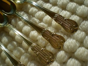 12 coffee / dessert spoons in vermeil monogram neck brace Goldsmith Philippe Berthier (Ref A 0040)