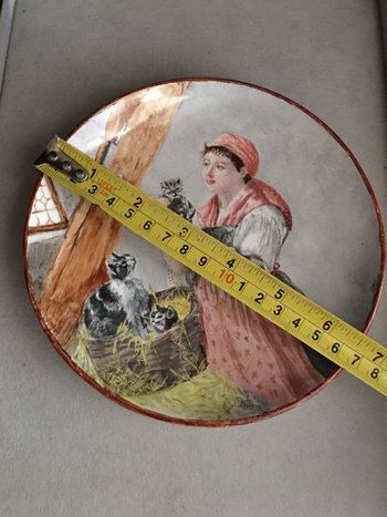 Decorative plate