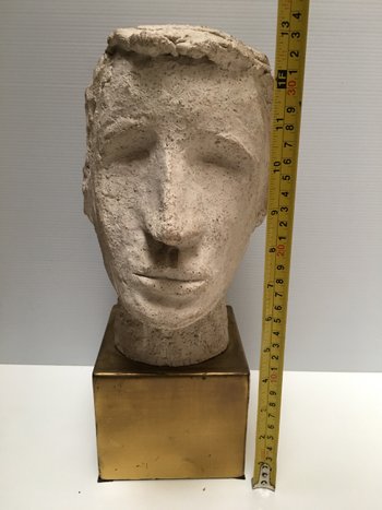 Busto di giovane 1960/70
