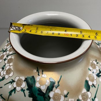 VASE PORCELAINE KUTANI JAPON 