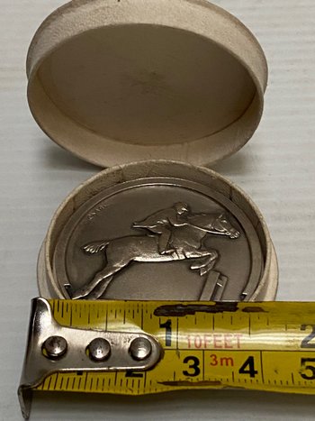 MEDAILLE AUS VERSILBERTER BRONZE