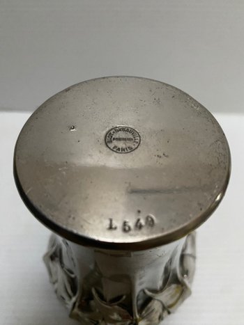 VASO IN PELTRO MASSICCIO ART NOUVEAU