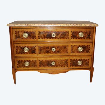 Louis XVI period chest of drawers in walnut and marquetry About 1780