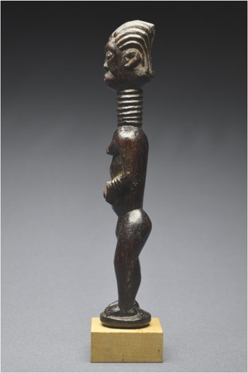 Democratic Republic of Congo (ex Zaire), Ndengese people, Mid 20th century, Ancient anthropomorphic fetish in wood with shiny patina