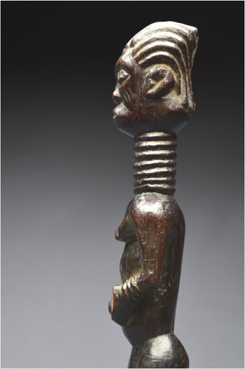 Democratic Republic of Congo (ex Zaire), Ndengese people, Mid 20th century, Ancient anthropomorphic fetish in wood with shiny patina