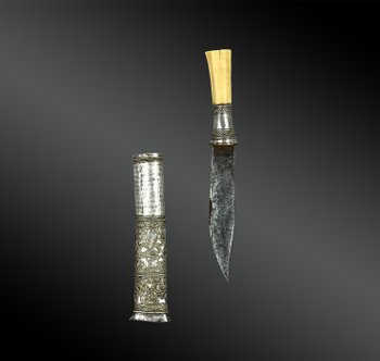 Piccolo coltello chiamato Dha - Birmania, Myanmar - XIX secolo