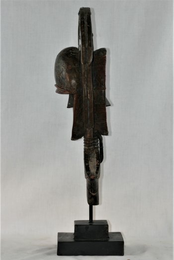 Important Janus kota reliquary figure, Gabon.