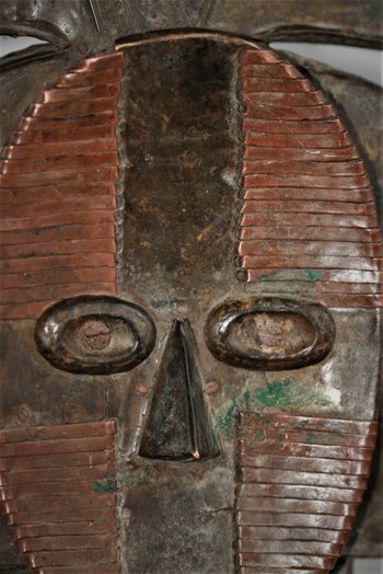 Important Janus kota reliquary figure, Gabon.