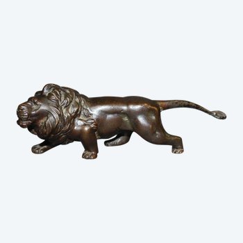 Bronze Okimono Representing a Lion About 1900 Signed