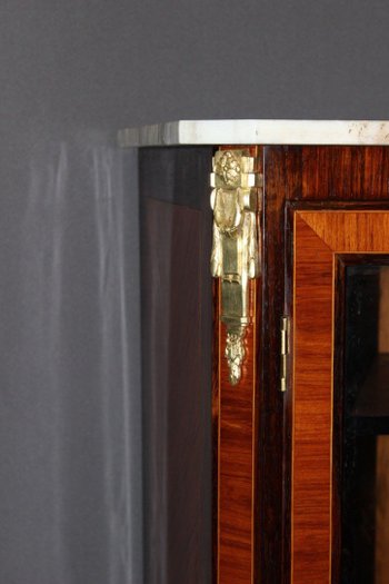 Vitrine De Style Louis XVI En Marqueterie Fin XIX