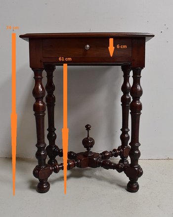 Small table in solid Walnut, Louis XIV style - 1st part of the XIXth century