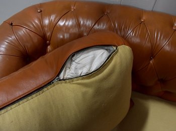 Divano Chesterfield in pelle - Fine XIX secolo
