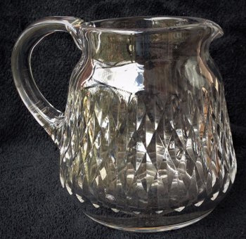 Graziosa brocca per acqua in cristallo trasparente BACCARAT (rif D 0113)