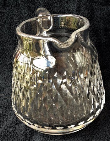 Graziosa brocca per acqua in cristallo trasparente BACCARAT (rif D 0113)