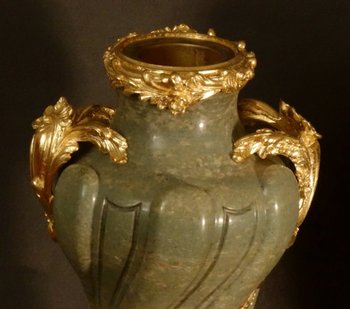  Pair Of Large Vases In Serpentine 19th century