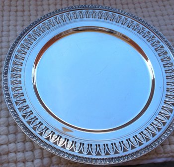 Round dish in silver plated silver plated with openwork decoration diameter 36 cm (ref MA 0535)