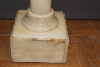 Colonne De Présentation En Onyx à Plateau Pivotant