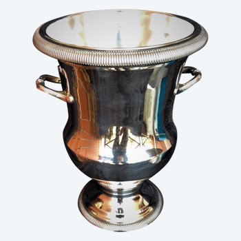 Champagne bucket in the shape of Medici in silver metal with gadroon pattern