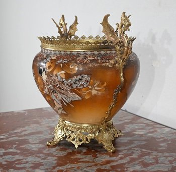 Important Porcelain Cache-pot, Japan - Late 19th century