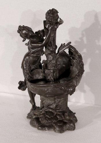 Scultura in peltro "La fontana", di G. Van de Voorde, Art Nouveau - 1900