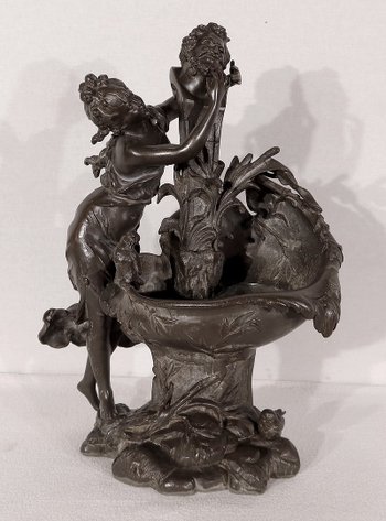 Scultura in peltro "La fontana", di G. Van de Voorde, Art Nouveau - 1900