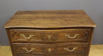 Commode Provençale En Noyer Dite Sauteuse XVIII