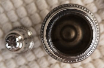 Pretty silver metal sprinkler model "Perles"