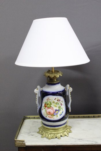 Coppia di lampade in porcellana di Bayeux Fine Ottocento