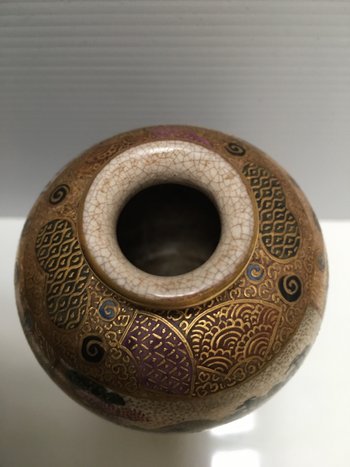 Small earthenware vase from Satzuma
